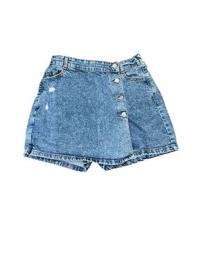 Suzy Shier Blue Denim Mini Skort With Asymmetrical Buttons Women’s Size Medium